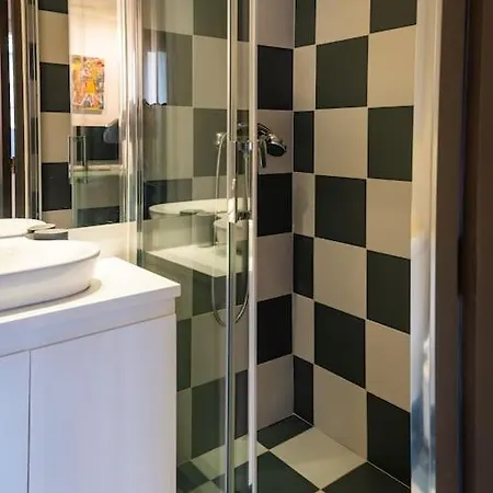 Artistic Spacious Studio Apartment Next To Metro Monastiraki Athens Exterior photo