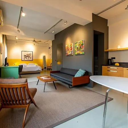 Artistic Spacious Studio Apartment Next To Metro Monastiraki Athens Exterior photo