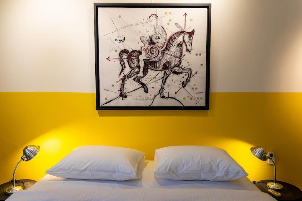 Apartment Artistic Spacious Next To Metro Monastiraki