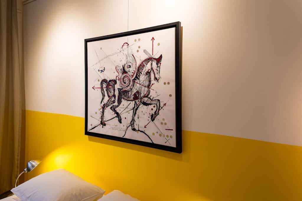 Apartment Artistic Spacious Next To Metro Monastiraki Athens